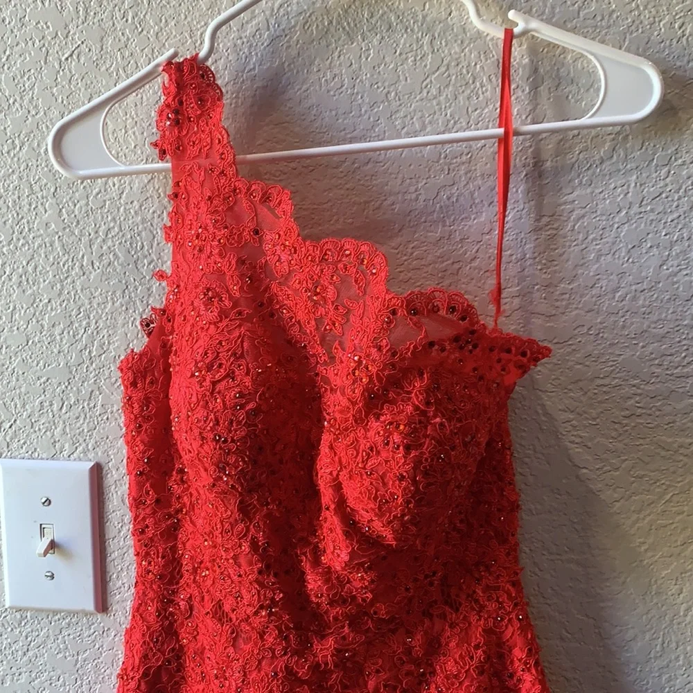Mori Lee red rhinestone lace cocktail one shoulder dress. Size 3/4 - Picture 2 of 10